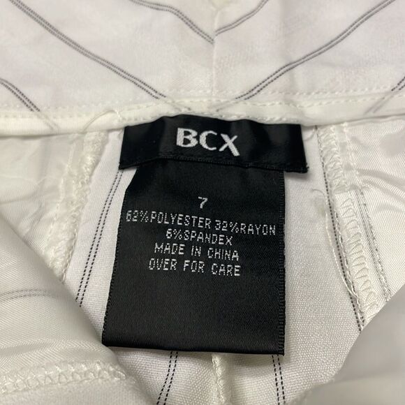 BCX woman’s white trousers with black pinstripes down the pants. - Picture 7 of 14
